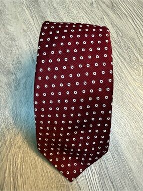 Vintage Botany 500 100% Poly Neck Tie Red Floral Geometric Design Pattern Repp